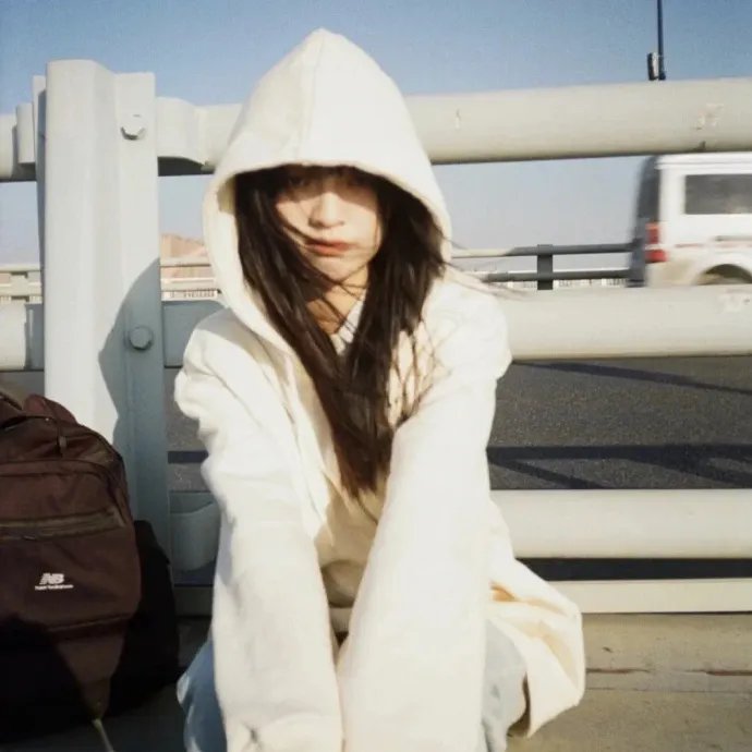 我资助的贫困生竟是假千金